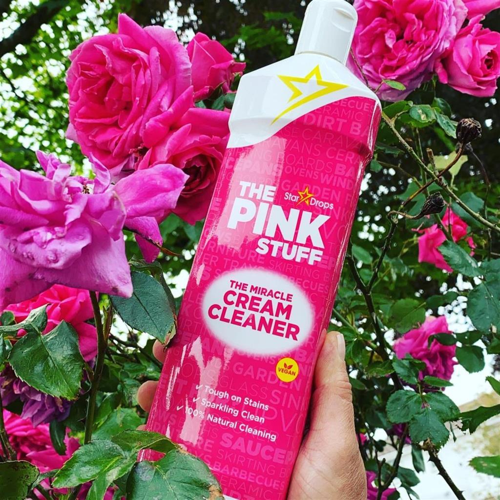 Du Graisse au Tartre : La Puissance du Nettoyant Crème The Pink Stuff pour la Cuisine et la Salle de Bain
