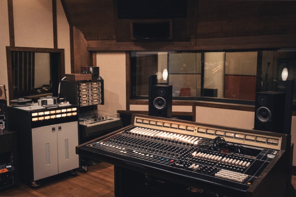 Best of Reverb: The Ultimate List of Must-Have Studio Gear for 2024