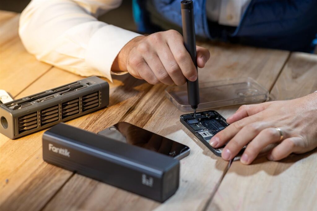 Precision Redefined: Fanttik Electric Screwdrivers for Professionals and DIY Enthusiasts