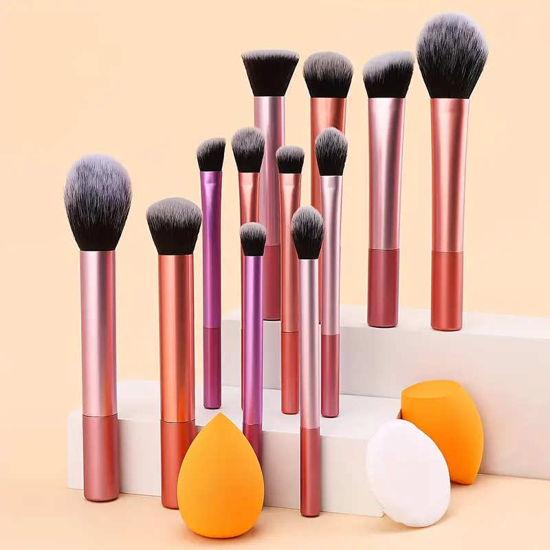 Améliorez Votre Routine Beauté avec les Accessoires ZOEVA : Outils de Précision et de Style