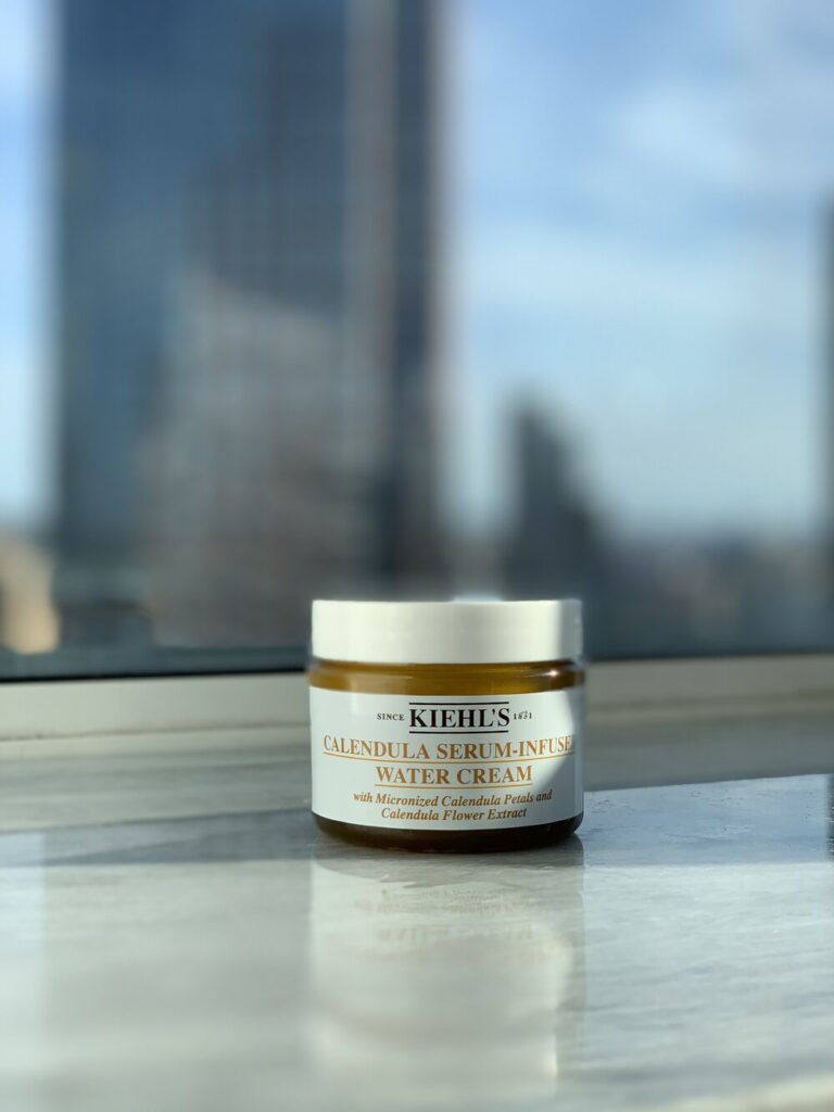 Entdecken Sie die Geheimnisse strahlender Haut mit Kiehl’s CH