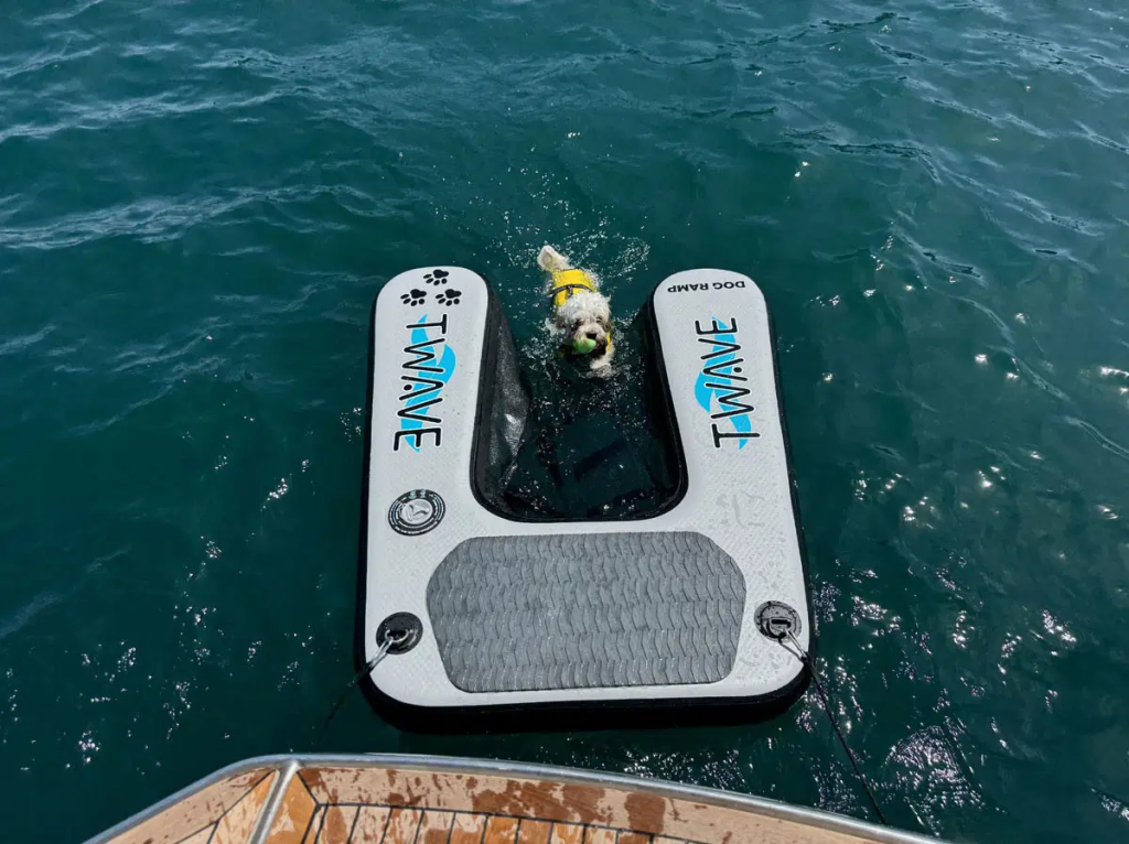 Compass24 – Ihr Experte für Segelbekleidung, Bootszubehör und maritime Mode