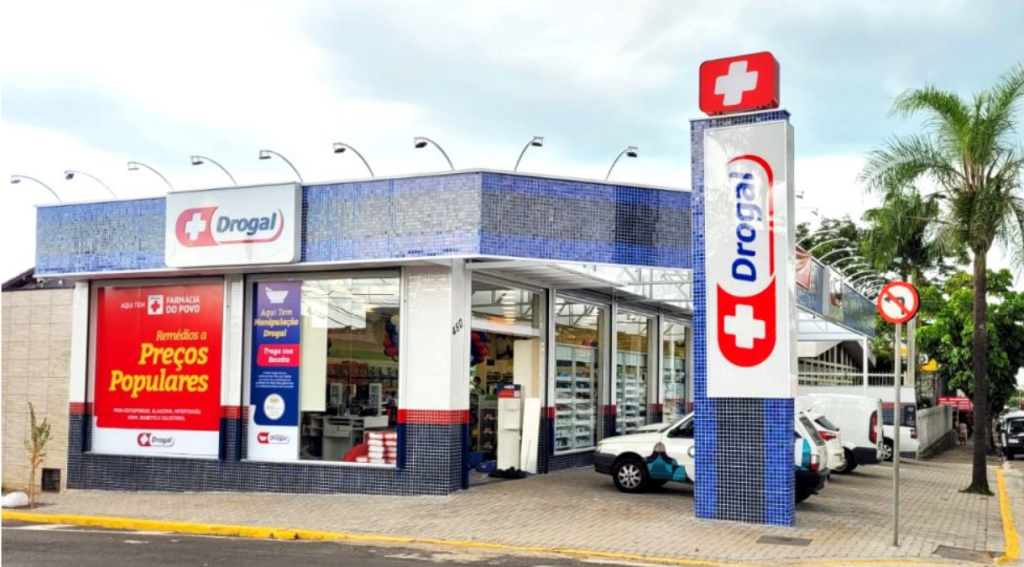 Água Oxigenada Drogal 10 Volumes: Versatilidade e Confiança para Cuidados Diários
