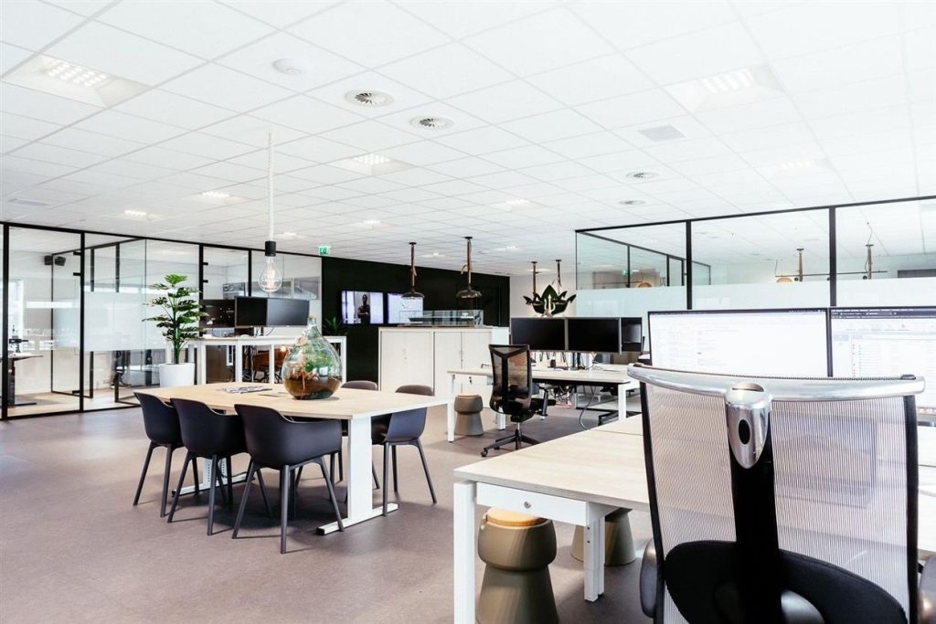 Vergaderstoelen van Albeka: De Sleutel tot Productieve en Comfortabele Vergaderingen
