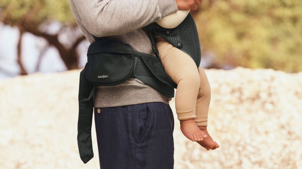 Guide des parents pour BabyBjörn : les produits indispensables à chaque étape Guide des parents pour BabyBjörn : les produits indispensables à chaque étape