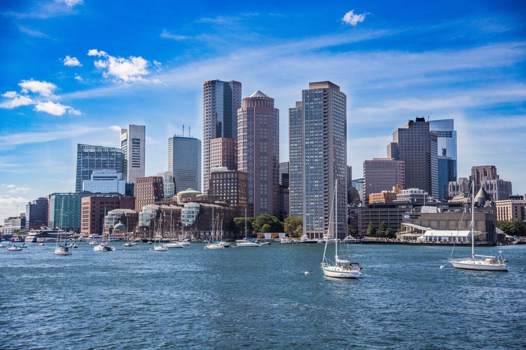 Boston, a city where past and present converge, offers countless landmarks that define its unique character. For those seeking an extraordinary vantage point to take it all in, View Boston atop the Prudential Tower is the ultimate destination. This remarkable observation deck presents a bird’s-eye view of the city’s most iconic sights, making it a must-visit for history buffs, architecture enthusiasts, and adventure seekers alike.