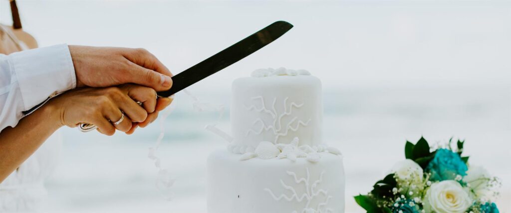 Celebrate Your Special Day with Carrs Silver Wedding Cake Knives