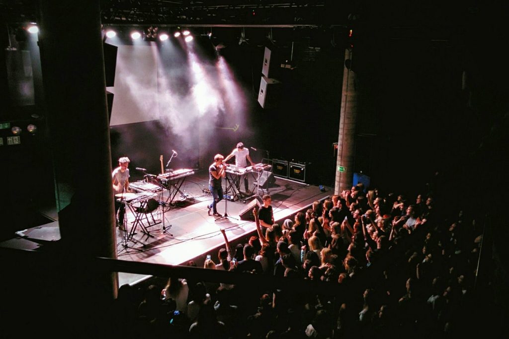In de snelle wereld van vandaag kan het bemachtigen van tickets voor uw favoriete live-evenementen vaak een stressvolle en tijdrovende taak zijn. Of u nu hoopt een exclusief concert, een spannende sportwedstrijd, een boeiende theatervoorstelling of een levendig festival bij te wonen, het proces van het vinden en kopen van de juiste tickets zou geen belemmering moeten zijn om van uw ervaring te genieten. Maak kennis met Topticketshop, uw ultieme metgezel om de beste evenementen te ontgrendelen en een soepele ticketaankoopreis te garanderen.