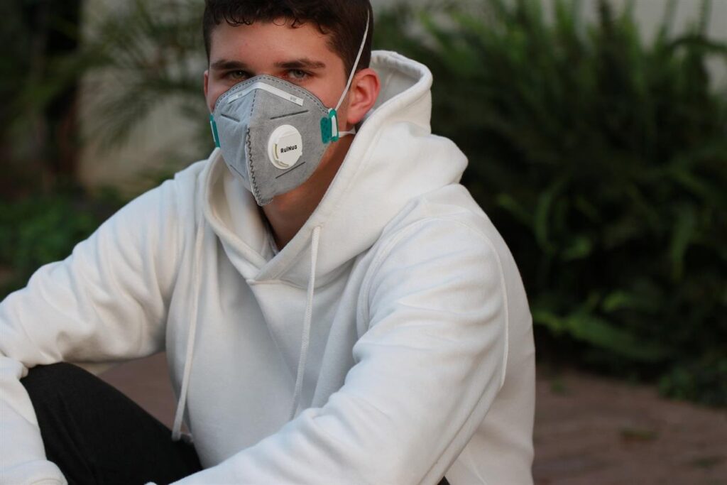 In an era where outdoor activities are more popular than ever and air quality is a growing concern, having the right protective gear is essential. Enter the RZ MASK, a game-changing product designed to offer breathable safety for outdoor enthusiasts, athletes, and everyday adventurers. This article delves into the unique features and benefits of the RZ MASK, highlighting why it’s a must-have for anyone who spends time outside.