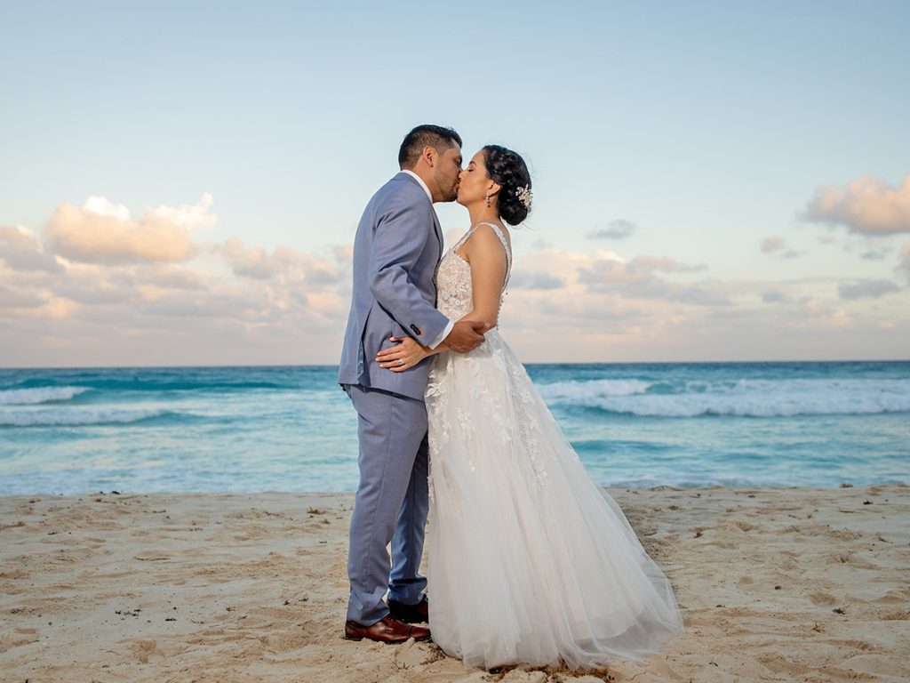 Celebrate Your Dream Wedding at NYX Hotels Cancun