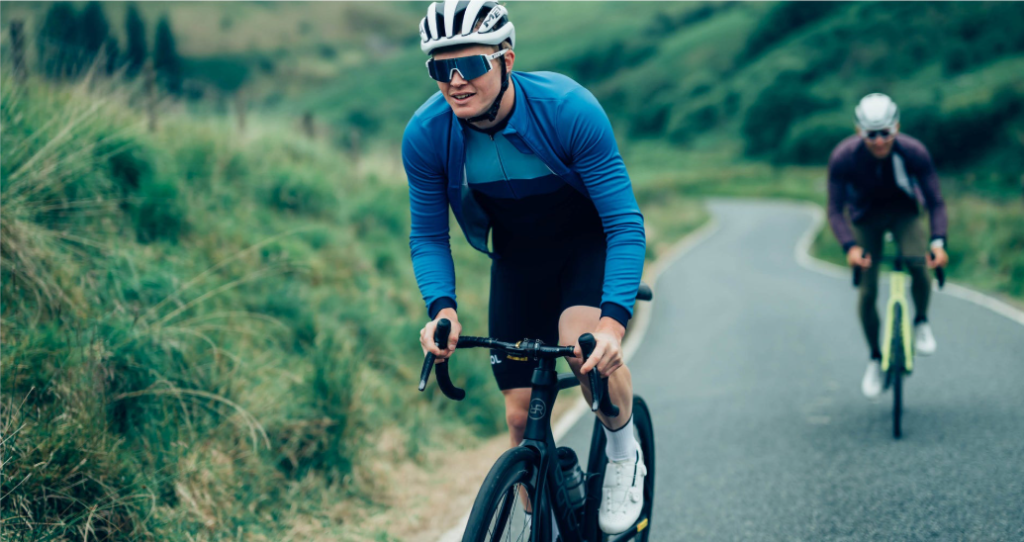 Conquer Chilly Rides: A Deep Dive into Long Sleeve Jerseys