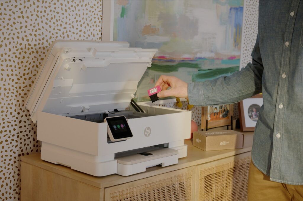 Revolutionizing Printing: How HP Instant Ink Saves Time and Money