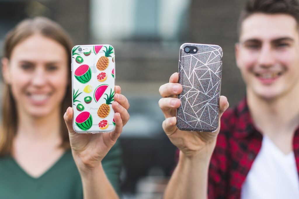 CASETiFY: Where Style Meets Function in the World of Tech Accessories In an age where technology plays an integral role in our daily lives, protecting our devices while keeping them stylish is more important than ever. Enter CASETiFY, a brand that has revolutionized the world of tech accessories by perfectly blending cutting-edge style with top-tier functionality. Whether you’re looking to protect your phone, personalize your tablet, or style your laptop, CASETiFY offers products that elevate your devices with both fashion and performance in mind.