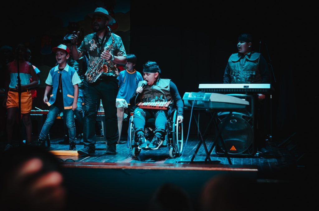 Topticketshop: uw toegangspoort tot naadloze evenemententicketing In de snelle wereld van vandaag zou het veiligstellen van tickets voor uw favoriete evenementen een naadloze, stressvrije ervaring moeten zijn. Of u nu van plan bent om een concert, theatervoorstelling, sportwedstrijd of een lokaal festival bij te wonen, Topticketshop is uw vertrouwde toegangspoort tot probleemloze ticketverkoop voor evenementen. Topticketshop is gevestigd in Nederland en is uitgegroeid tot het go-to-platform voor evenementenbezoekers, met een uitgebreide en betrouwbare service voor het boeken van tickets voor een breed scala aan evenementen, zowel lokaal als internationaal. Maar wat maakt Topticketshop uniek? Laten we eens kijken naar de functies die het de ultieme keuze maken voor het kopen van tickets.