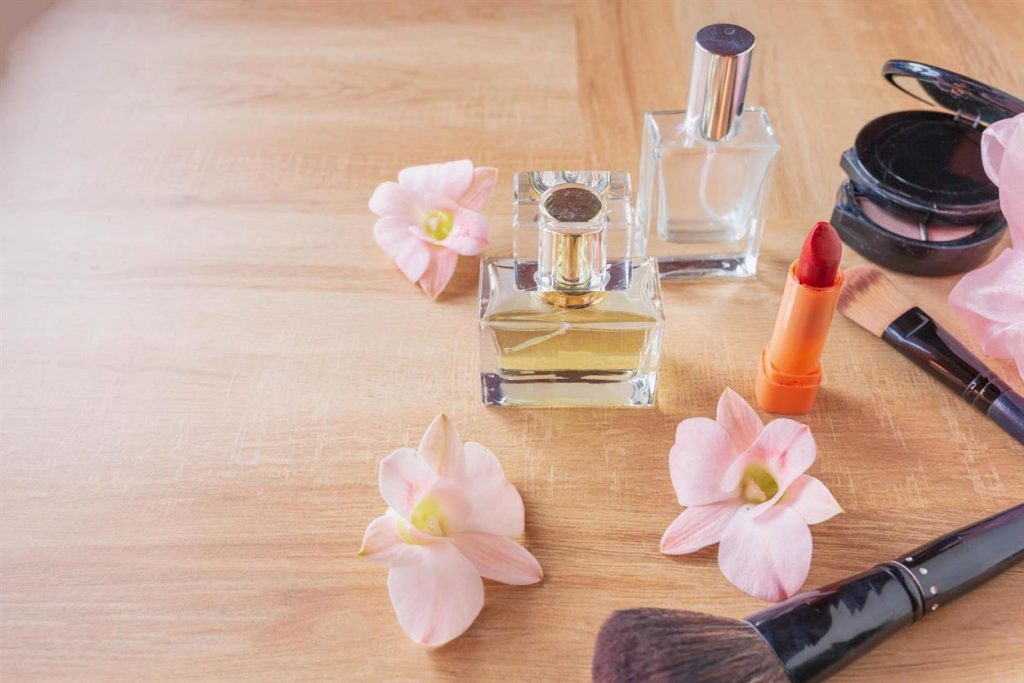 Cosmetic Express: Ihr Online-Shop für Premium-Kosmetik und Düfte