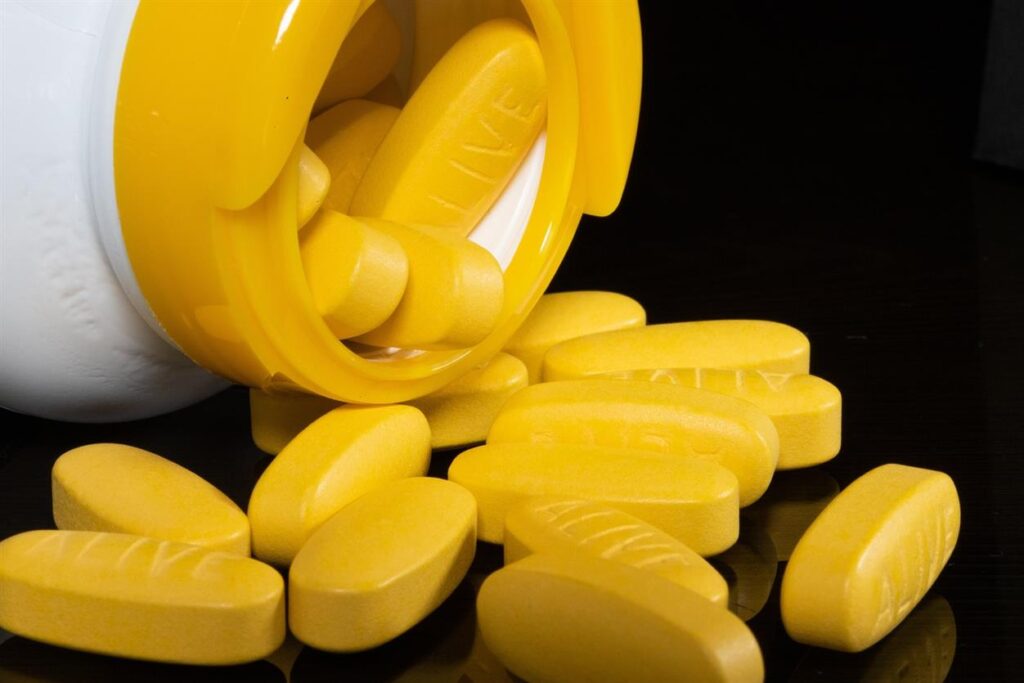 Tuttofarma: rivoluzionare i servizi della farmacia per un domani più sano Il panorama sanitario si sta evolvendo rapidamente, guidato da nuove tecnologie, modelli di cura incentrati sul paziente e soluzioni innovative che rendono l’assistenza sanitaria più accessibile, personalizzata ed efficiente. Tra i leader che spingono questi confini c’è Tuttofarma, una forza emergente nel settore farmaceutico globale. Conosciuto per la sua miscela unica di strumenti digitali all'avanguardia e impegno per il benessere dei pazienti, Tuttofarma non è solo un'altra farmacia: è un marchio lungimirante e focalizzato sulla salute, destinato a rivoluzionare il modo in cui pensiamo ai servizi farmaceutici.