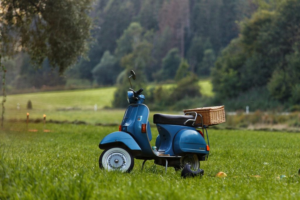 Nachhaltiges Reisen ermöglichen: Elektrofahrzeuge von Nova Motors für jeden Fahrer Im Zeitalter moderner, erneuerbarer Mobilität ist Nova Motors mit einer breiten Palette an Elektrofahrzeugen für jeden Stil und Bedarf führend. Vom umweltbewussten Pendler bis hin zu Senioren, die ein persönliches Fortbewegungsmittel benötigen, ist der Nova UH-ES215 eine sparsame und zugleich stilvolle Wahl.