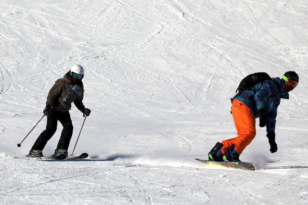 Shred Fearlessly: The Essential Role of Rippl Impact Gear in Snowboarding Snowboarding isn’t just a sport—it’s a statement. It’s about freedom, flow, creativity, and pushing your limits on every run. But progression doesn’t come without risk. From park rails to powder drops, every fall is part of the ride. That’s why Rippl Impact Gear exists—to help you shred harder, bounce back faster, and ride with zero hesitation. Welcome to the next evolution in snowboarding protection. Here’s how Rippl Impact Gear is making fearless riding a reality for boarders everywhere.