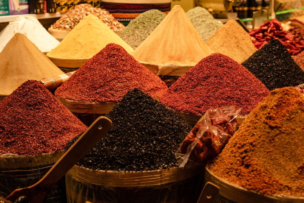 In einer Welt, in der Geschenke oft unpersönlich wirken, ist Timber Taste eine Marke, die natürliche Schönheit, zeitloses Design und außergewöhnliche Qualität vereint. Die Gewürzgeschenksets von Timber Taste sind perfekt für abenteuerlustige Feinschmecker und zelebrieren authentische Aromen und dezente Eleganz. Damit sind sie die ultimative Wahl für alle, die Wert auf Aufmerksamkeit und Originalität legen.