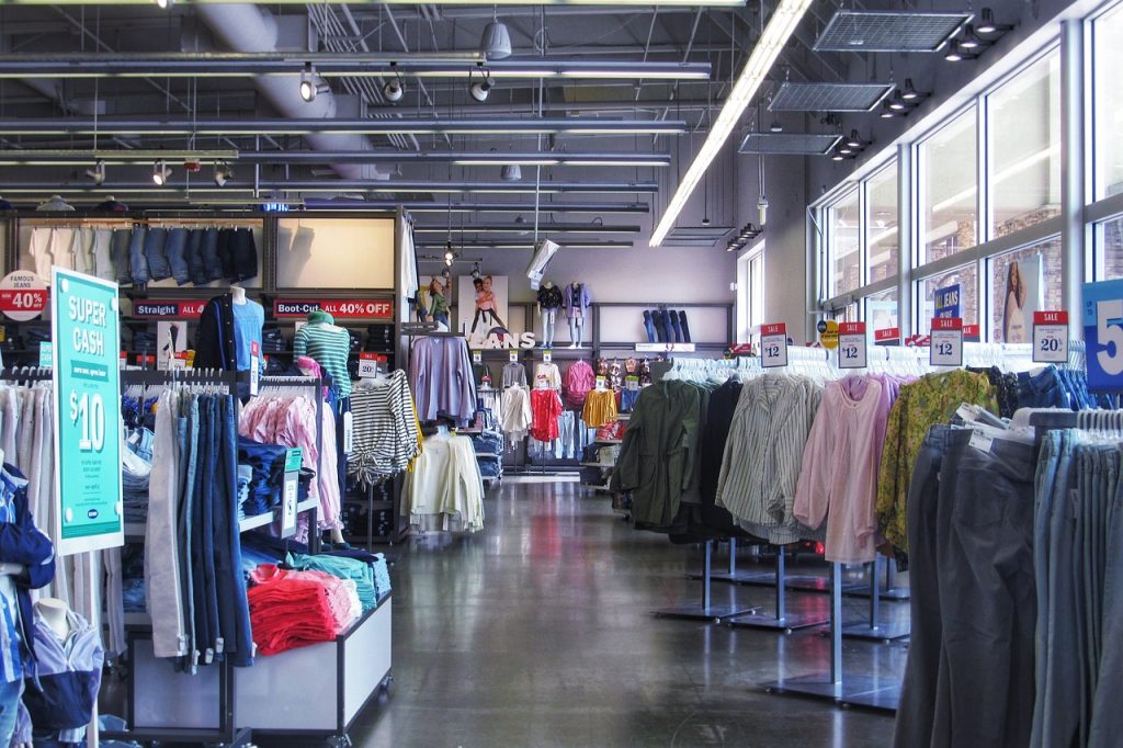 Van stijl tot duurzaamheid: de kracht van winkelen alsof het je wat kan schelen In de wereld van vandaag gaat winkelen over veel meer dan alleen het kopen van de laatste trends: het gaat over het maken van keuzes die onze waarden weerspiegelen. Naarmate consumenten zich steeds bewuster worden van de impact die hun aankopen hebben op de planeet en de maatschappij, groeit de wens om bewuster te winkelen. Maak kennis met Shop Like You Give a Damn: een revolutionaire benadering van winkelen die stijl combineert met duurzaamheid, ethiek en verantwoordelijkheid. Maar wat maakt Shop Like You Give a Damn zo krachtig en hoe verandert het de manier waarop we winkelen voor mode- en lifestyleproducten? Laten we de beweging achter het merk onderzoeken en hoe het opnieuw definieert wat het betekent om met een doel te winkelen.