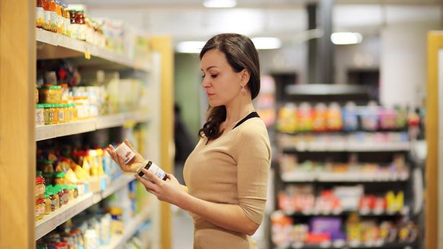 The Complete Guide to Natural Foundation Supplements: Ingredients and Effects