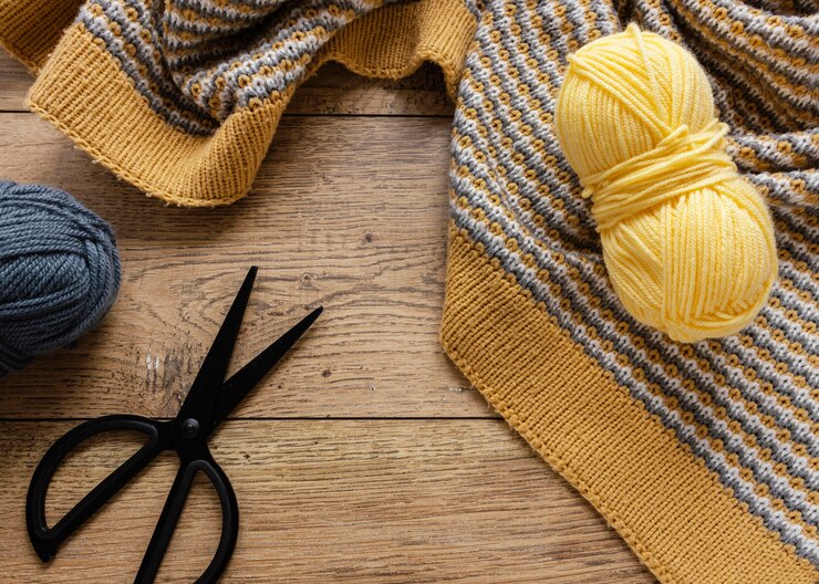 Perfekte Winterprojekte: Hochwertige Wollstoffe von EvLi’s Needle im Fokus