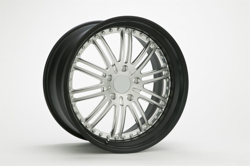 Reifen für jedes Terrain: So sorgt ReifenDirekt.ch für Sicherheit und Einsatzbereitschaft der Schweizer Autofahrer In einem Land, das für seine abwechslungsreiche Landschaft und seine herausfordernden Fahrbedingungen bekannt ist, benötigen Schweizer Autofahrer zuverlässige und hochwertige Reifen, um ihre Sicherheit und Leistung auf der Straße zu gewährleisten. ReifenDirekt.ch, ein führender Online-Reifenhändler, ist zur Anlaufstelle für Schweizer Autofahrer geworden, die erstklassige Reifen für jedes Gelände suchen. Von schneebedeckten Bergpässen bis hin zu regennassen Stadtstraßen bietet ReifenDirekt.ch ein umfassendes Reifensortiment, das die Fahrer sicher und für jede Fahrt gerüstet hält. Dieser Artikel untersucht, wie ReifenDirekt.ch die perfekten Reifen für jedes Gelände bietet und warum es die vertrauenswürdige Wahl für Schweizer Autofahrer ist.