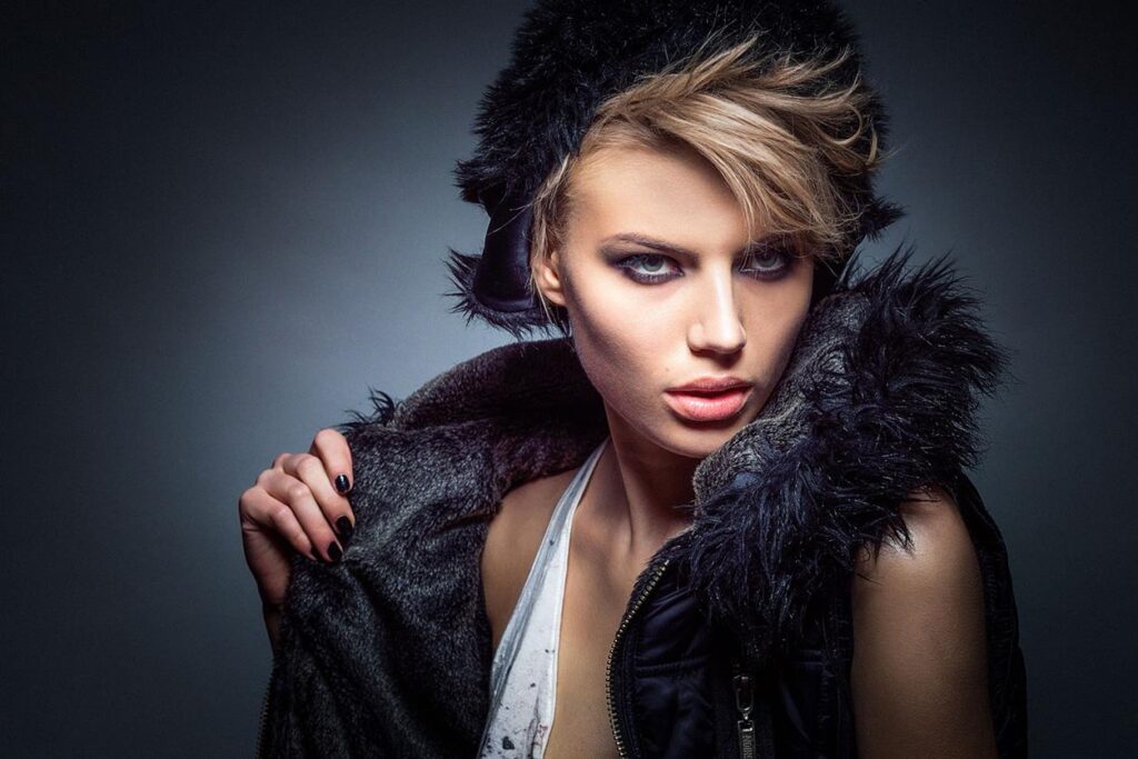 PrimaDonna: lingerie di lusso progettata per la sicurezza, il comfort e lo stile La lingerie non riguarda solo ciò che c'è sotto; si tratta di ciò che ti fa sentire. La lingerie giusta ha il potere di trasformare il tuo modo di comportarti, aumentare la tua sicurezza e migliorare la tua bellezza naturale. Da oltre 130 anni PrimaDonna perfeziona l'arte della lingerie di lusso, creando capi non solo dal design accattivante, ma anche progettati per offrire comfort e sostegno. Con particolare attenzione alle curve delle donne, PrimaDonna è diventato sinonimo di lingerie che potenzia, sostiene e migliora la sicurezza di ogni donna, indipendentemente dalla taglia.PrimaDonna è un marchio che comprende la profonda connessione tra lingerie e autostima di una donna. Non si tratta solo di avere un bell’aspetto, ma di sentirsi bene. E questa filosofia è al centro di tutto ciò che crea il marchio. In questo articolo esploriamo come PrimaDonna combina lusso, comfort e stile per offrire lingerie che esalta la fiducia e celebra la femminilità.